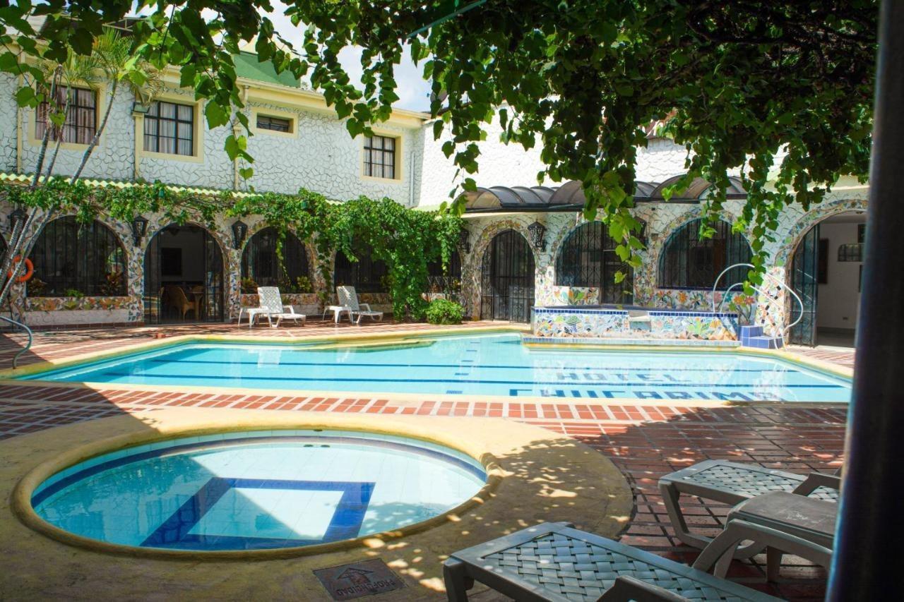 Hotel Chucarima Cúcuta Zewnętrze zdjęcie