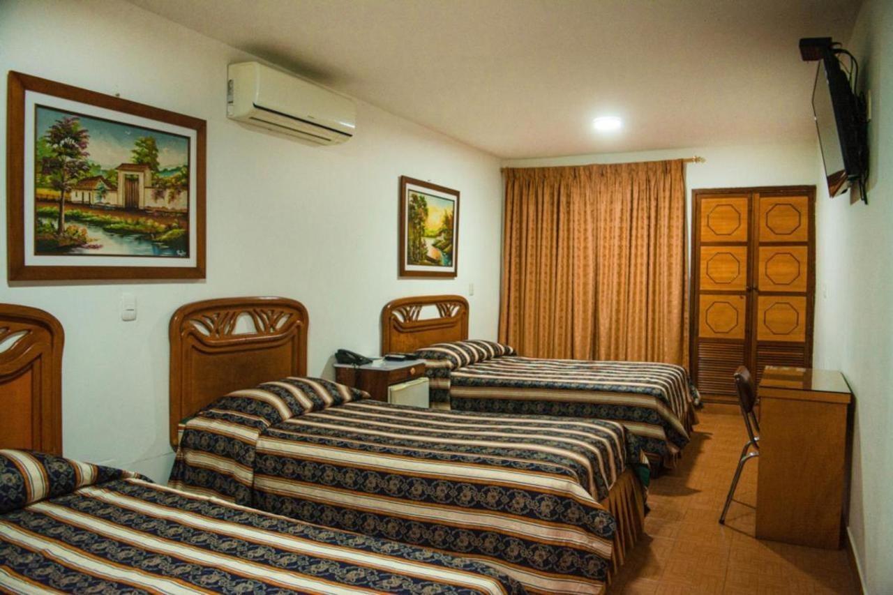 Hotel Chucarima Cúcuta Zewnętrze zdjęcie